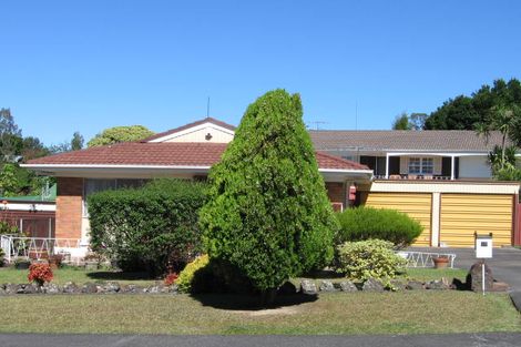 Photo of property in 35 Nui Mana Place, Te Atatu South, Auckland, 0610