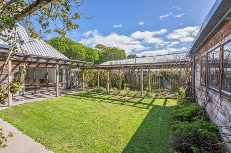 Photo of property in 35 Oriwa Crescent, Otaki, 5512