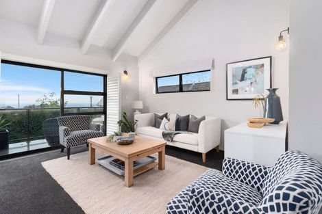 Photo of property in 2/13 Muritai Road, Milford, Auckland, 0620