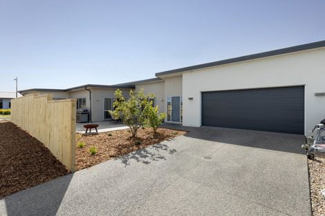 Photo of property in 87 Awatira Drive, Papamoa Beach, Papamoa, 3118