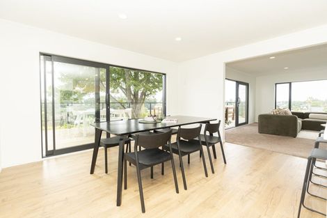 Photo of property in 94 Beerescourt Road, Beerescourt, Hamilton, 3200