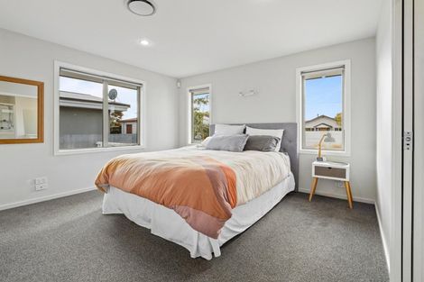 Photo of property in 17 Parnwell Street, Burwood, Christchurch, 8083