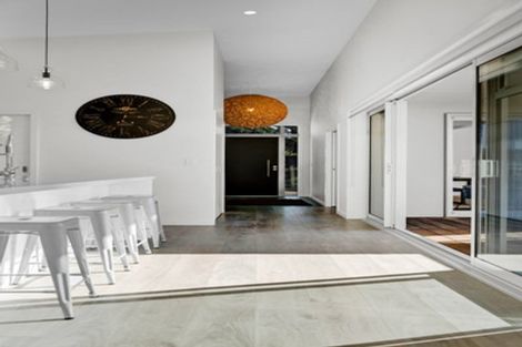 Photo of property in 24 Kotare Drive, Waiwhakaiho, New Plymouth, 4312