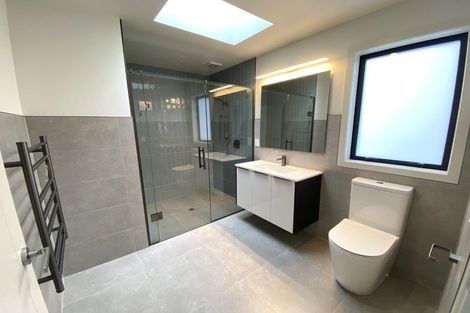 Photo of property in 11/11a Clinton Street, Fitzroy, New Plymouth, 4312