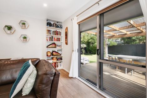 Photo of property in 20 Spargo Road, Massey, Auckland, 0614