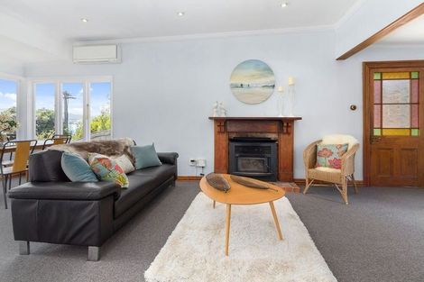 Photo of property in 132 Paremata Road, Paremata, Porirua, 5024
