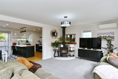 Photo of property in 14 Pannell Avenue, Wainoni, Christchurch, 8061