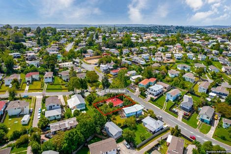 Photo of property in 47 Kemp Road, Massey, Auckland, 0614