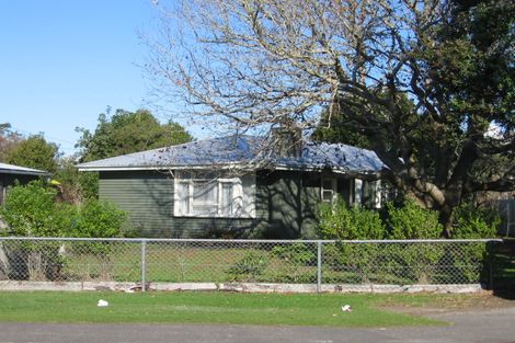 Photo of property in 74 Riverside Road, Orewa, 0931