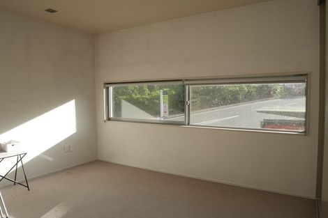 Photo of property in 18/2 Onslow Road, Khandallah, Wellington, 6035