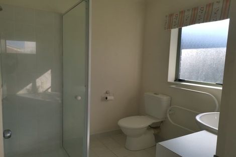 Photo of property in 6 Longford Park Drive, Takanini, 2112