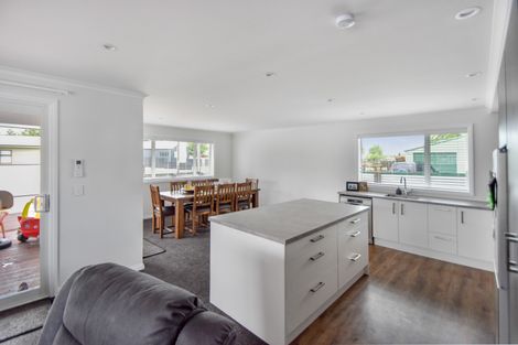 Photo of property in 21 Fraser Crescent, Twizel, 7901