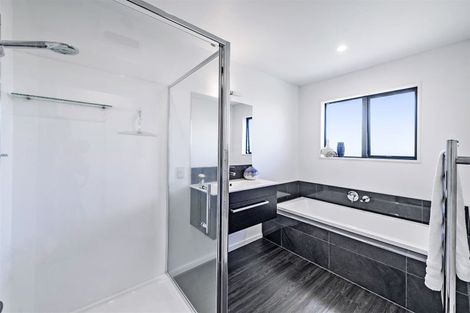 Photo of property in 18f Beaumont Drive, Rolleston, 7614