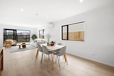 Photo of property in 5 Overton Street, Rototuna North, 3210