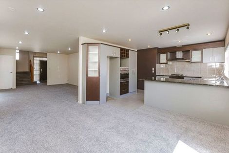 Photo of property in 31 Janway Avenue, Flat Bush, Auckland, 2016
