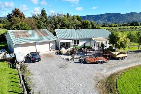 Photo of property in 200 Golf Links Road, Kaiata, Greymouth, 7805
