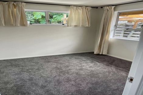 Photo of property in 31 Sequoia Place, Sunnynook, Auckland, 0620