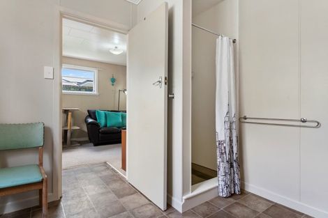 Photo of property in 15 Hawea Street, Mount Maunganui, 3116