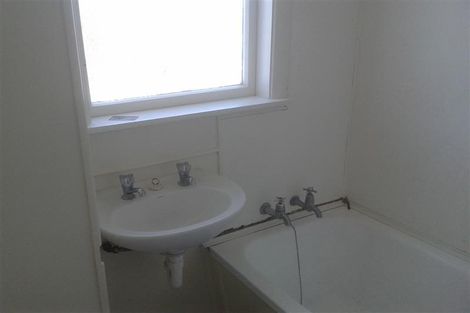 Photo of property in 27-33 Cheshire Street, Cannons Creek, Porirua, 5024