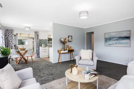 Photo of property in 10 Grimsby Grove, Wainuiomata, Lower Hutt, 5014