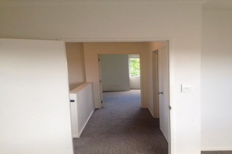 Photo of property in 68 Brashier Circle, Sunnyvale, Auckland, 0612