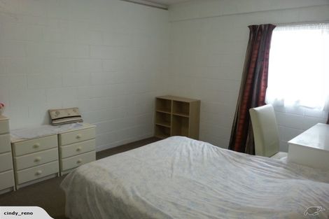 Photo of property in 2/7 Keldale Place, Forrest Hill, Auckland, 0620