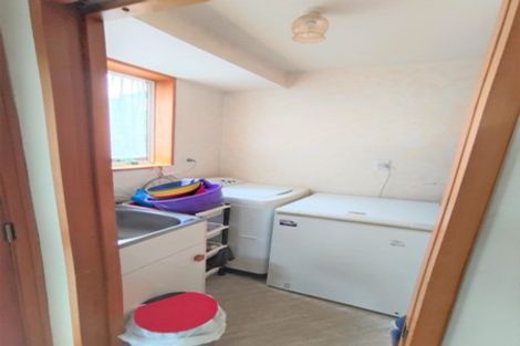 Photo of property in 4 Wittys Road, Avonhead, Christchurch, 8042