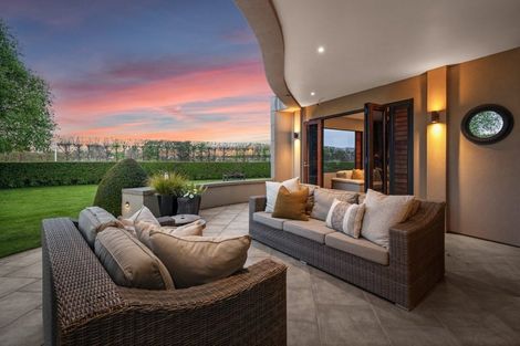 Photo of property in 375 Saint Georges Road, Havelock North, 4130