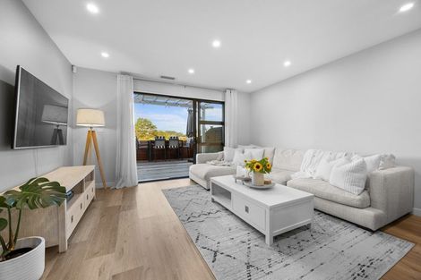 Photo of property in 150 Vintry Drive, Kumeu, 0810