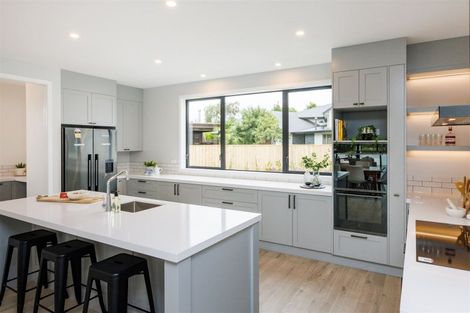 Photo of property in 92 Jickell Street, Hokowhitu, Palmerston North, 4410