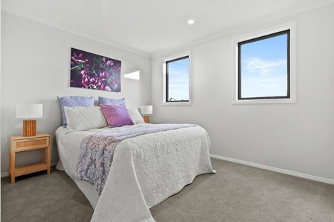 Photo of property in 28 Catalina Avenue, Rosehill, Papakura, 2113