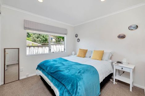 Photo of property in 9 Phoebe Meikle Place, Torbay, Auckland, 0630
