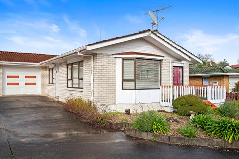 Photo of property in 9a Civic Place, Waiuku, 2123