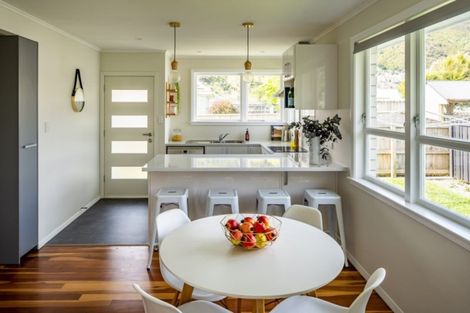 Photo of property in 9a Heather Grove, Fairfield, Lower Hutt, 5011