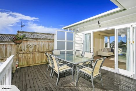Photo of property in 55 Coronation Road, Hillcrest, Auckland, 0627