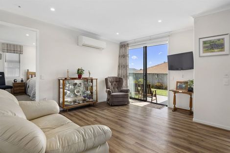 Photo of property in 6 Damien Place, Ohauiti, Tauranga, 3112