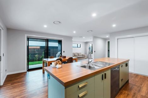 Photo of property in 18 Tai Road, Wharewaka, 3330