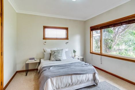 Photo of property in Herrick Bed & Breakfast, 6 Herrick Street, Marewa, Napier, 4110