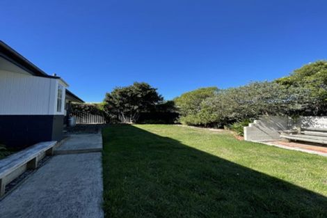 Photo of property in 17 Halsey Street, South New Brighton, Christchurch, 8062