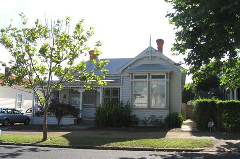 Photo of property in 11 Herne Bay Road, Herne Bay, Auckland, 1011