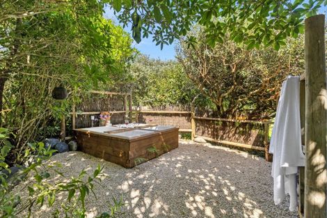 Photo of property in 15 Tukurua Road, Parapara, Takaka, 7182