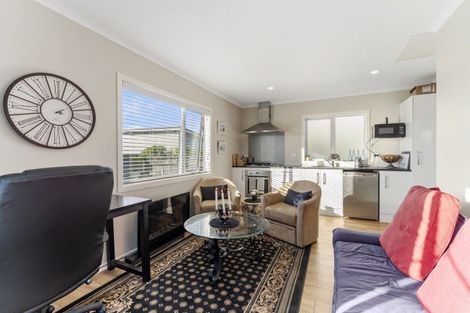 Photo of property in 39 Seagrass Place, Otaki Beach, Otaki, 5512