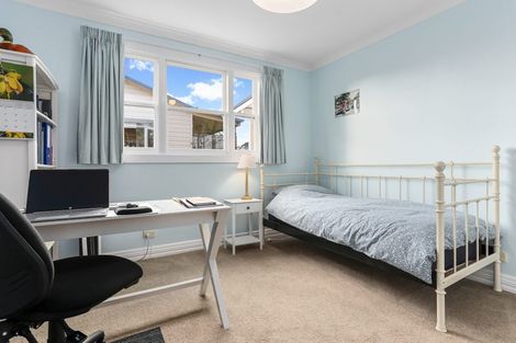 Photo of property in 54 Shaw Road, Oratia, Auckland, 0604
