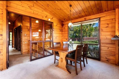 Photo of property in 13 Rautawhiri Road, Helensville, 0800