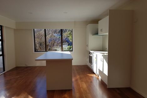Photo of property in 132 Parkvale Road, Karori, Wellington, 6012