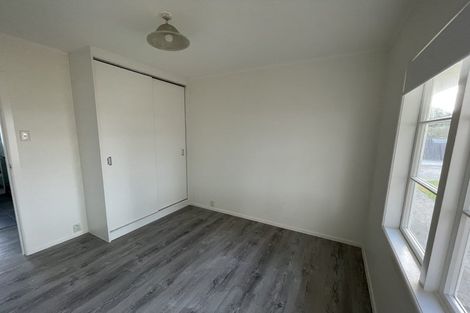 Photo of property in 70 Smythe Road, Henderson, Auckland, 0612