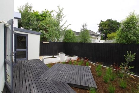 Photo of property in 2/56 London Street, Richmond, Christchurch, 8013