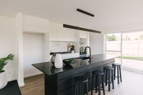 Photo of property in 42 Freedom Drive, Kelvin Grove, Palmerston North, 4414