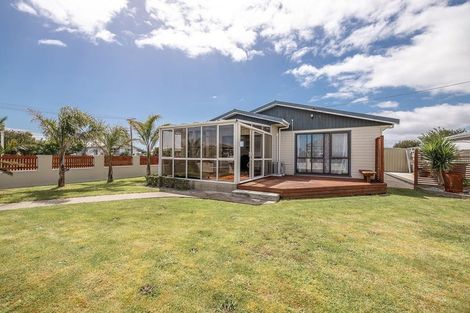 Photo of property in 29 Romilly Street, Westport, 7825