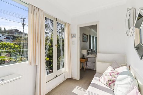 Photo of property in 39 Montgomery Avenue, Rothesay Bay, Auckland, 0630